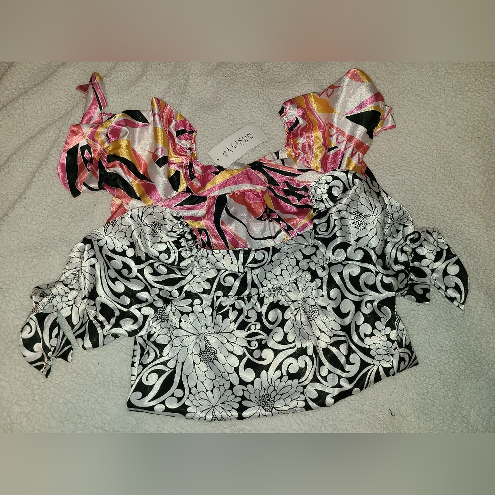 2 women's tops